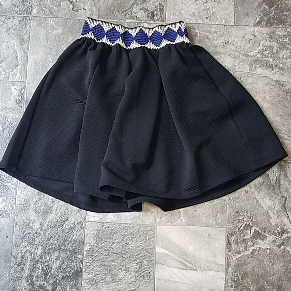 Francesca Black Mini Skirt w/ Aztec Accent Sm - Picture 1 of 4